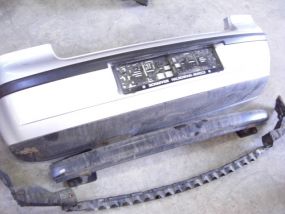 VW Polo 9N Sto�stange Paket hinten Silber LA7W