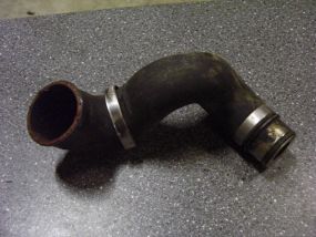 Audi A4 B6 Schlauch Rohr Leitung 1,9 TDI 96kW