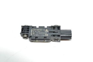 Audi A3 8P 03-08 Lateral acceleration sensor front Frontm.