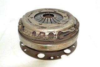 Audi A4 8K B8 07-12 Dual mass flywheel momentum with clutch manual transmission