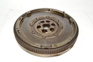Seat Leon 5F 14- Dual mass flywheel momentum for start stop Sachs