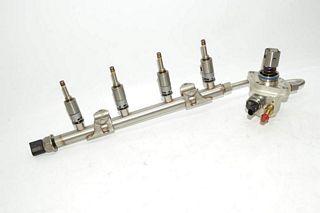 Skoda Superb 3T 14- Pump fuel injectors fuel pump high pressure pump 4x