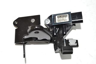 VW Passat 3G B8 14- Differential pressure transmitter sensor with bracket