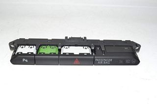 VW Passat 3G B8 14- Switch Buttonmodul PDC Warnblinker airbag black