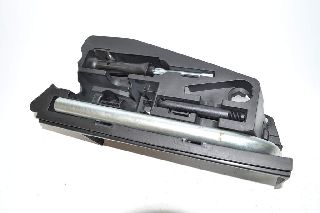 Audi A6 C6 4F 04-11 Tool kit wrench tool holder avant