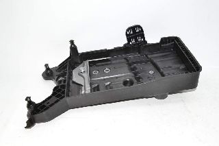 VW Touran 5T 15- Battery box battery complete base with insulation and Terminal