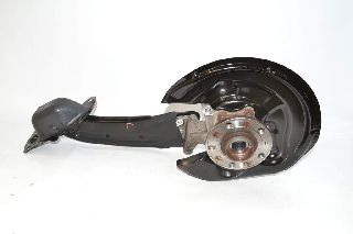 Audi Q3 8U 11-15 Steering knuckle wheel bearing housing HL ABS sensor wheel bearing brace
