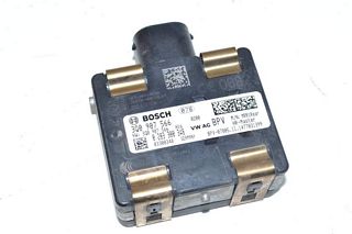 VW Passat 3G B8 14- Controller lane change Assistant MASTER right Bosch