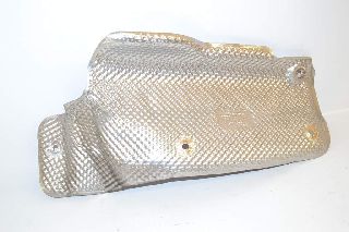 Audi A4 8K B8 07-12 Heat deflector Alu on the left front of the tank
