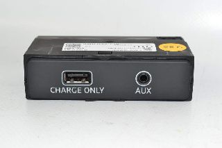Audi A4 8W B9 16- Plug aux in port external audio sources USB
