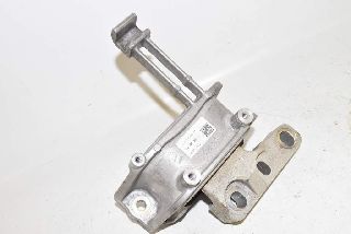 VW Passat 3G B8 14- Motor Bearing Motor bracket right