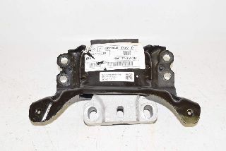 VW T-Roc A1 17- Bracket GEAR holder GEAR bearing left
