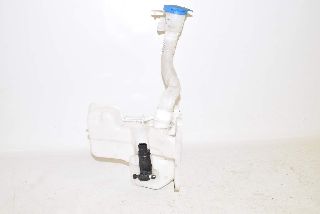VW Touran 5T 15- Container washing water tank with pump for cleaning of the disc