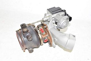 Skoda Octavia 5E FL 17- Turbocharger exhaust gas turbocharger 1.4TSI 110kW JHJ with exhaust manifold