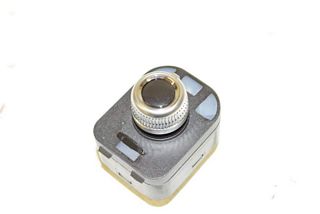 Audi A5 8T 12- Mirror adjustment switch Audi A5 8T 12- Switch mirror adjustment electrically adjustable, hinged chrome