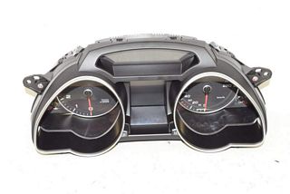 Audi A5 8F 12-17 Instrument cluster speedometer petrol km / h multifunction on-board computer