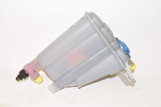 Audi A4 8K B8 07-12 Expansion tank for cooling water with cover