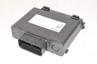 Audi Q3 8U 11-15 Control unit voltage stabilizer DC / DC 200W Magna