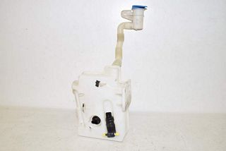VW Jetta 16 10-14 Container washing water container + pump + sensor