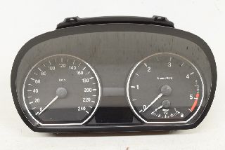 BMW 1er E87 03-12 BMW 1er E87 03-12 Instrument cluster speedometer 240 km/h manual transmission ORIGINAL