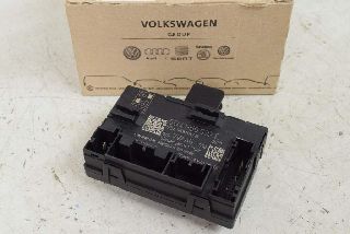 VW Passat 3G B8 14- Control unit door control unit VR front right ORIGINAL