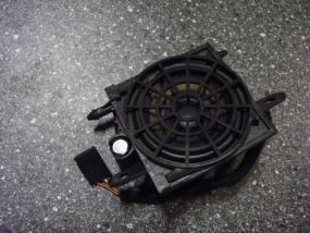 Audi A4 B7 8E 04-08 Speakers front center