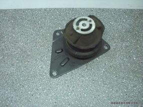 VW Polo 6N2 00-02 Motorhalter Halter Konsole rechts