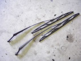 VW Passat 3B 96-00 Scheibenwischerarm Vorne L+R