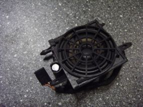 Audi A4 B6 8E 00-04 Lautsprecher vorne Mitte