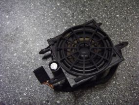 Audi A4 B6 8E 00-04 speaker front center