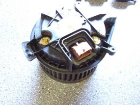 Audi A4 B6 8E 00-04 Gebläsemotor Lüftermotor Innenraumgebläse